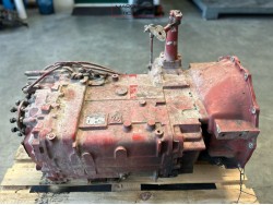 CAMBIO IVECO 190-26 ZF 16S130 42063329