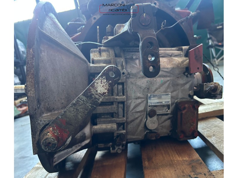 CAMBIO RENAULT MIDLINER ZF S5-24-3 1249003574
